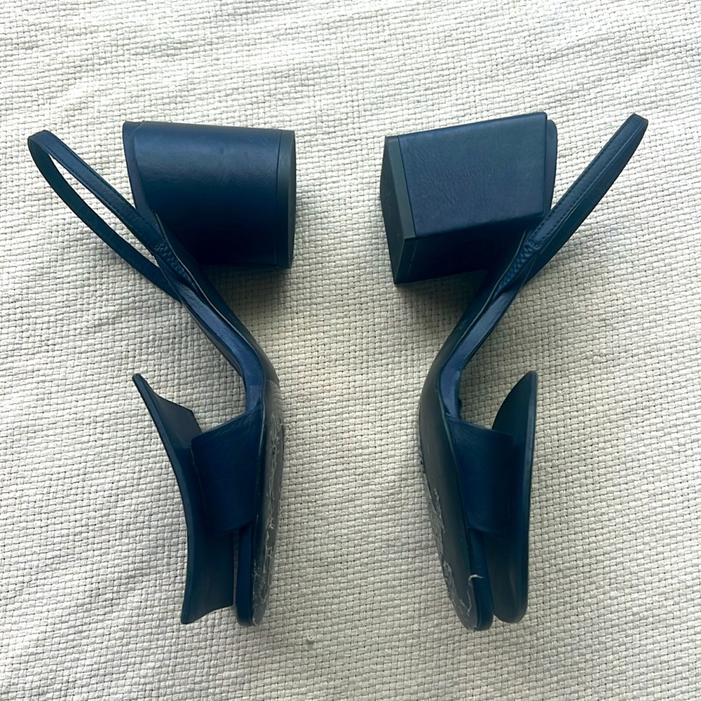 Jacquemus dark navy Rond Carre sandals ❤️ - Picture 2 of 4